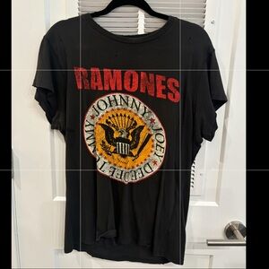 Madeworn Rock Ramones Tee. Size small.
